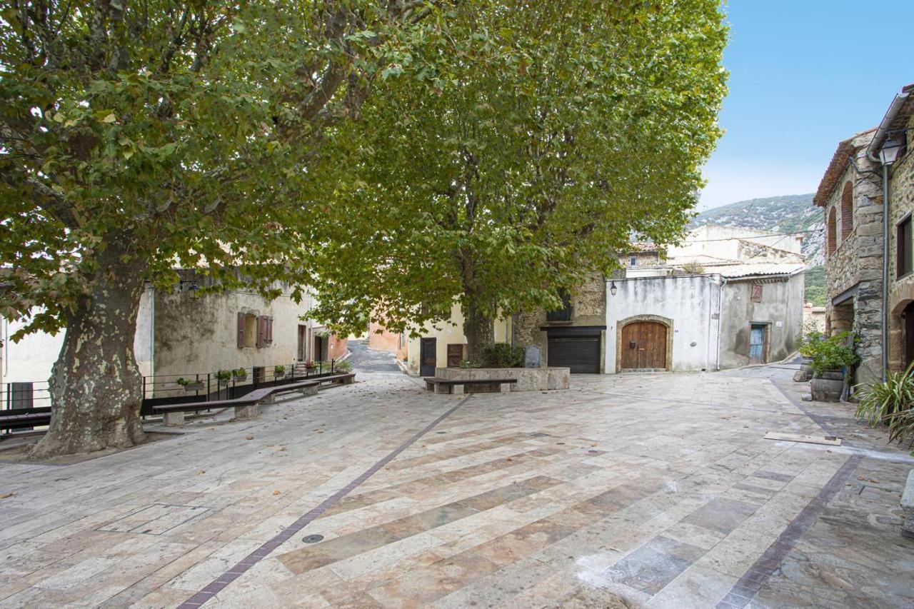 La Romance. Prugnanes Dış mekan fotoğraf